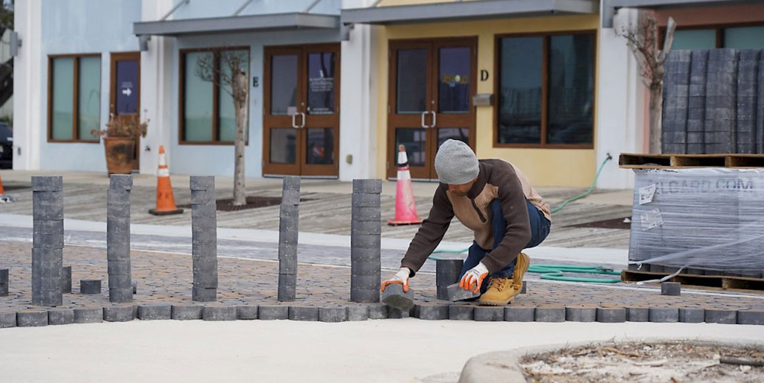 panama_street_worker